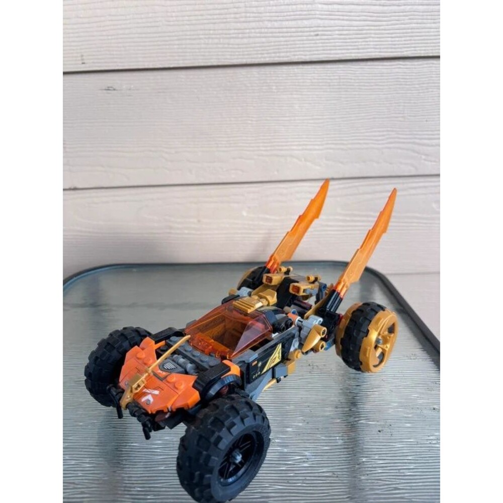 Lego Ninjago Cole’s Dragon Cruiser #71769